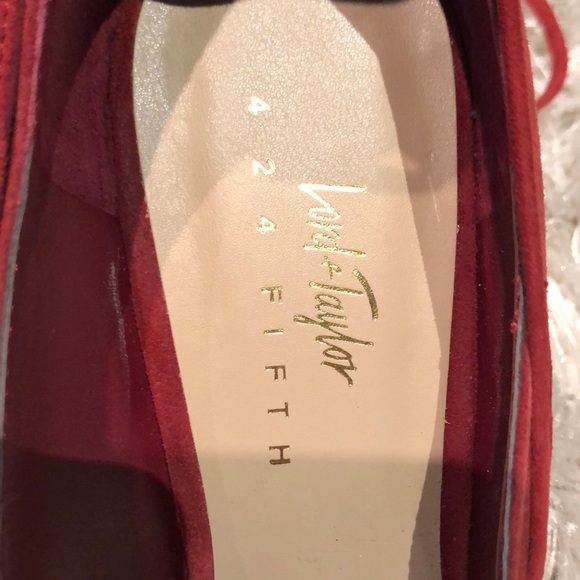 Red Heels 👠 - Picture 3 of 5